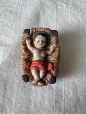 Vintage Baby Jesus Ceramic Figurine in Nativity Cradle